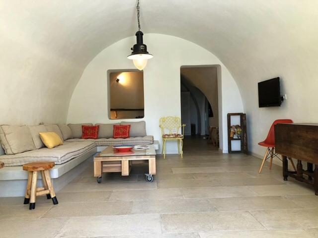 Mantilida Villa Emporio  Zewnętrze zdjęcie